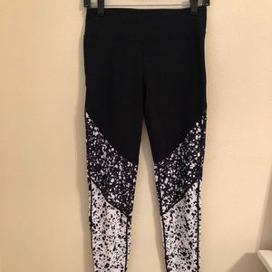 Fabletics Brogan Leggings